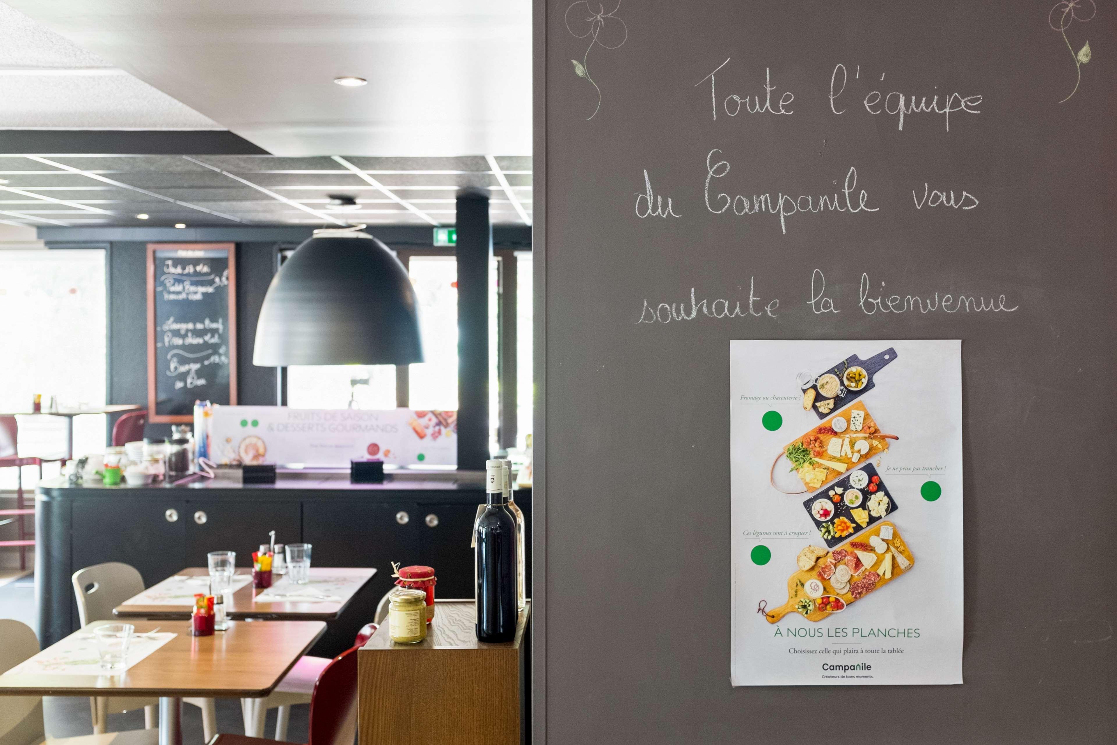 Hotel Campanile Vichy - Bellerive Exterior foto